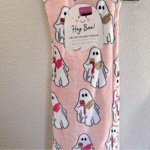 Hey Boo Ghost with Stanley Cup Blanket